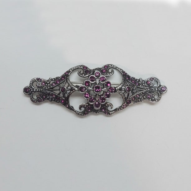 broche